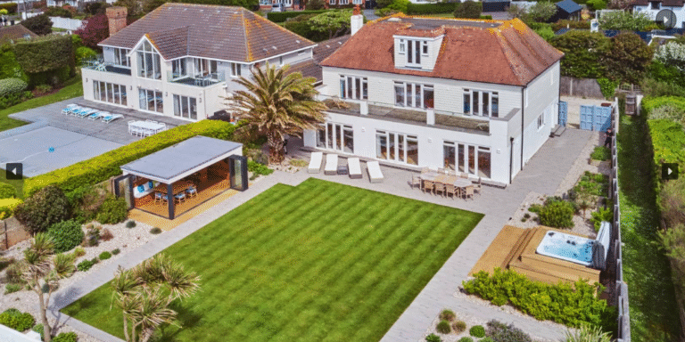 Sun Beach House 2019 - Ongoing